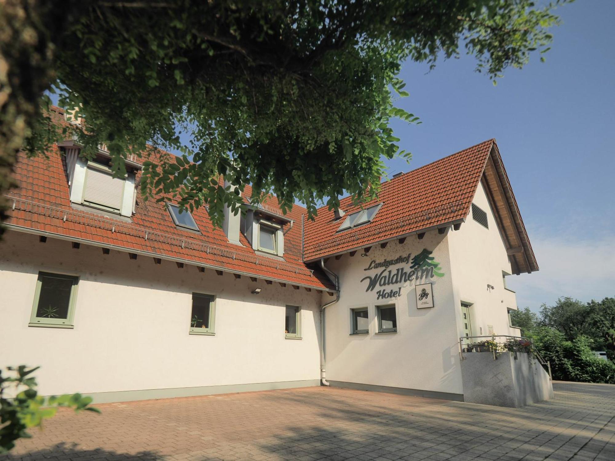 Landhotel Waldheim Pliezhausen المظهر الخارجي الصورة