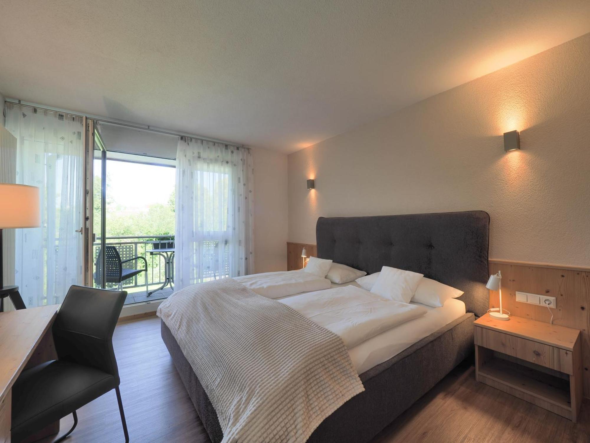 Landhotel Waldheim Pliezhausen المظهر الخارجي الصورة